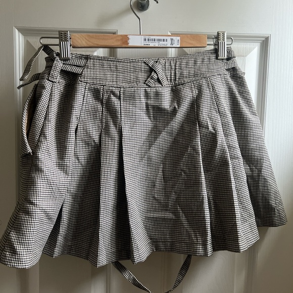 cocodeal plaid overall skirt with pockets - Picture 5 of 5